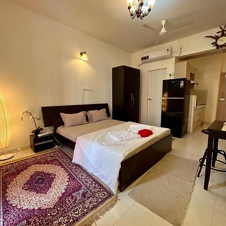 Good Stay Pool View Stylish Studio Apartment,6Km From Airport, 307 Dabolim Eksteriør bilde