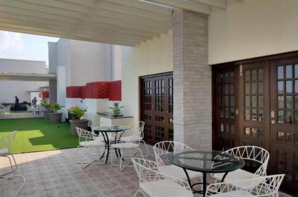 Good Stay Pool View Stylish Studio Apartment,6Km From Airport, 307 Dabolim Eksteriør bilde