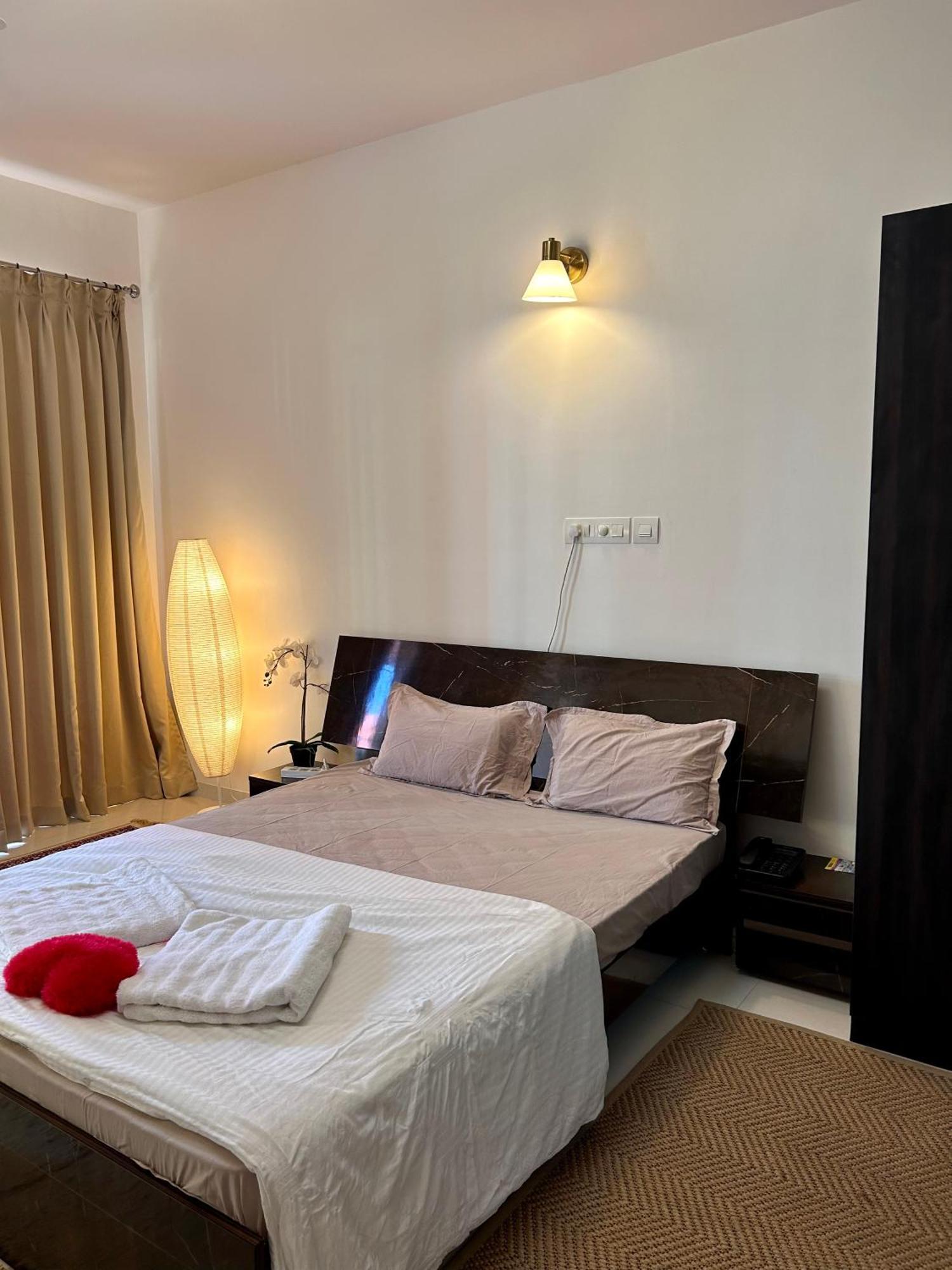 Good Stay Pool View Stylish Studio Apartment,6Km From Airport, 307 Dabolim Eksteriør bilde