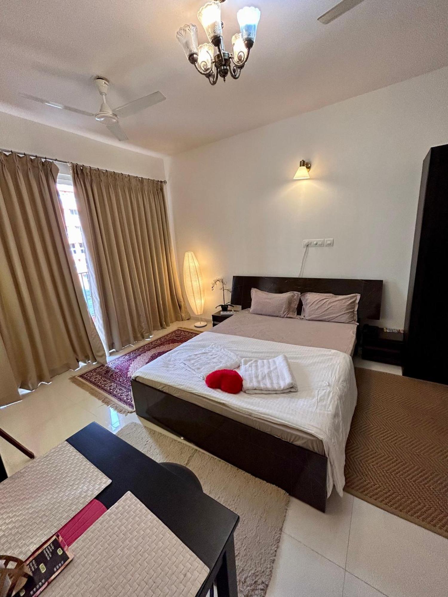 Good Stay Pool View Stylish Studio Apartment,6Km From Airport, 307 Dabolim Eksteriør bilde