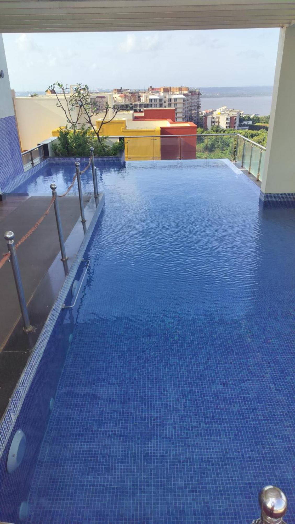 Good Stay Pool View Stylish Studio Apartment,6Km From Airport, 307 Dabolim Eksteriør bilde